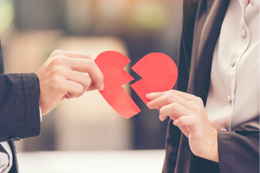 Best-Quotes-about-Broken-Hearts-Inspirational-Words-About-Heartbreak-2